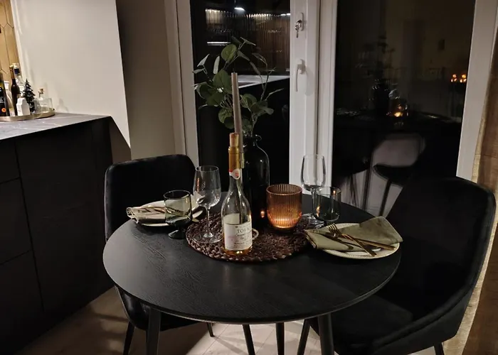 Comfort In Lone Only 20 Minutes Away From The Heart Of The City! Apartman Bergen